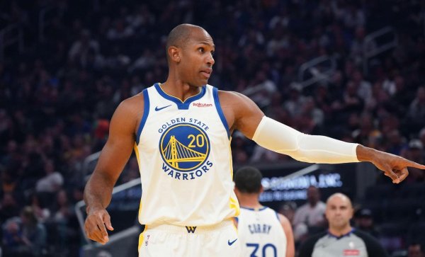 京海策略 勇士懂了凯尔特人的痛！39岁霍福德背靠背轮休，只为季后赛发力